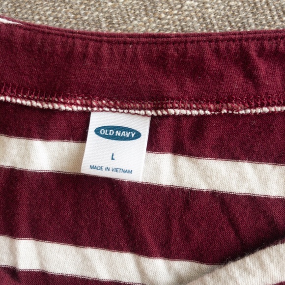 Old Navy Quarter Length Sleeve Size L - Picture 2 of 4